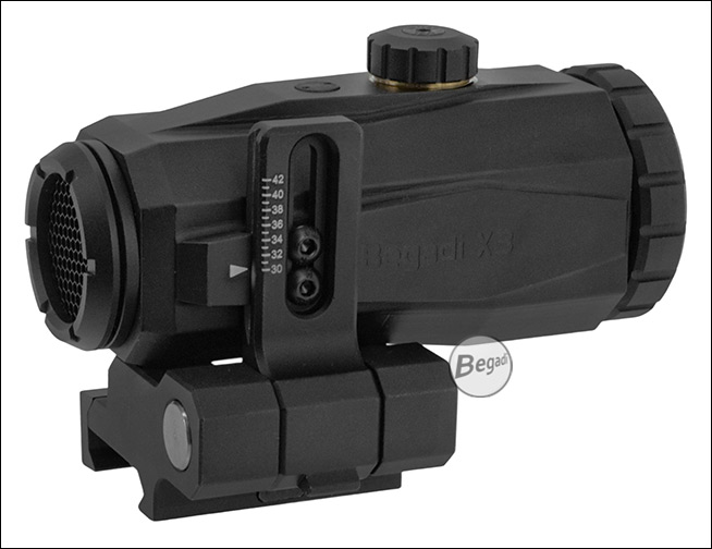 BEGADI X3 Magnifier mit aufgeschraubtem Killflash Wabenfilter