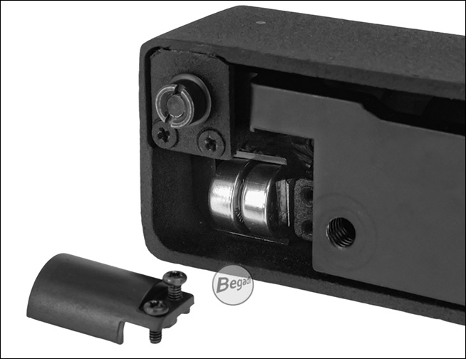 Anleitung Schritt 2: Geöffnetes Batteriefach an der Unterseite