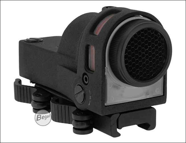 Frontansicht des MPRO21 mit aufgeschraubtem Killflash-Schutz