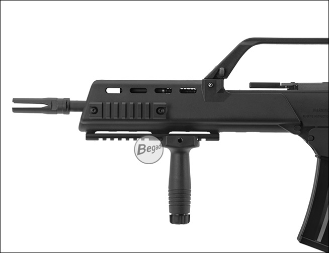 Army R60 Custom-Umbau - K-Handguard bietet zusätzlichen Platz für Akkus