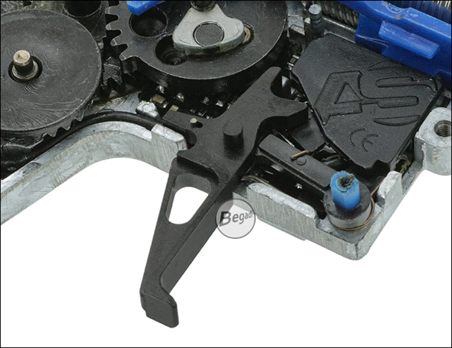Flat Trigger in V2 Gearbox mit elektronischer Abzugssteuerung Begadi CNC M4 AEG Flat Trigger in V2 Gearbox mit ETU