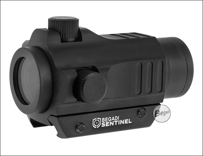 Begadi Sentinel Red Dot, gegenüberliegende Seitenansicht mit Schutzkappe und Low Mount
