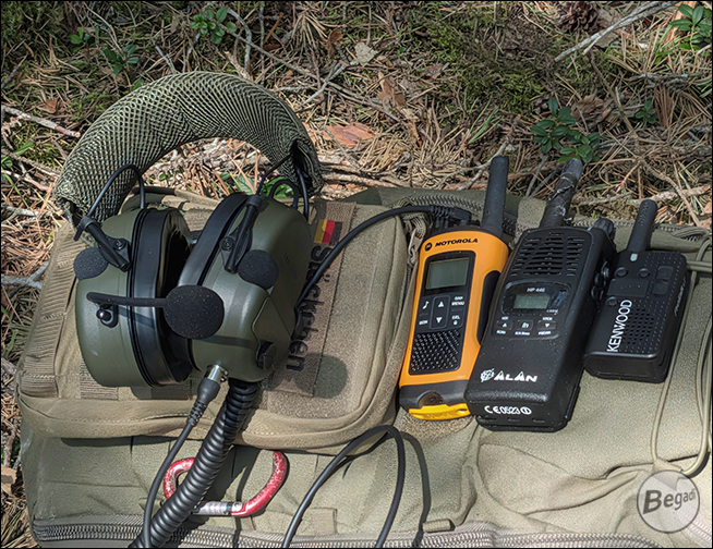 Begadi HS1 Headset in Olive – Anwendungsbeispiel mit Kopfbügel