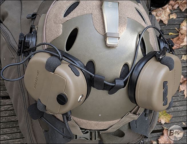 Begadi HS1 Headset in Tan – Anwendungsbeispiel mit Helmmontage