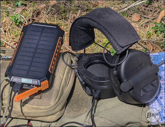 Begadi HS1 Headset in Schwarz – Anwendungsbeispiel: Laden mit Powerbank
