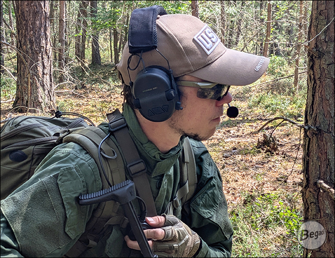 Begadi HS1 Headset in Schwarz – Anwendungsbeispiel mit Kopfbügel