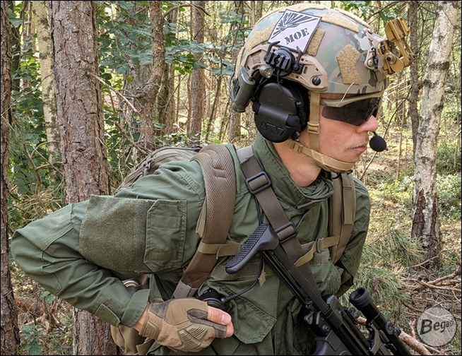 Begadi HS1 Headset in Schwarz – Anwendungsbeispiel mit Helmmontage