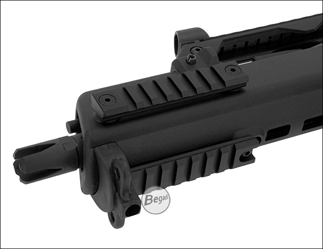 Detailansicht des fertig montierten S&T ST316 Handguards im Einsatz