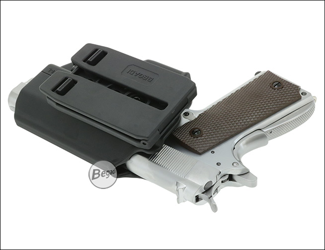 Begadi Universal Holster links – Anwendungsbeispiel 13