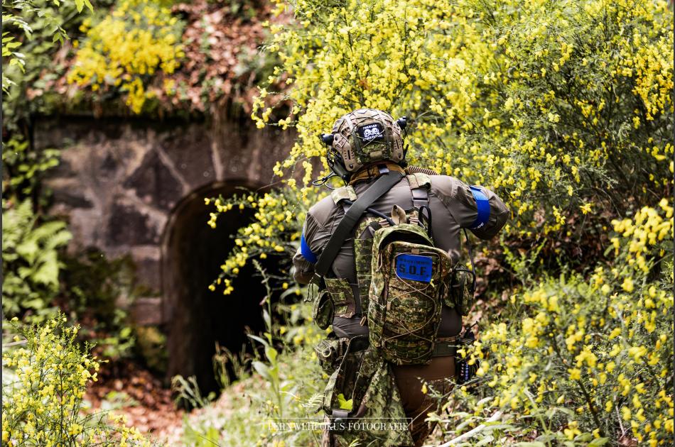 OP Black Fortress 3, vom 31.05.24, Verdad & S.O.F. spielen um die Vorherschaft der Festung mit AresAlpha App, Licht- & Pryotechnik
