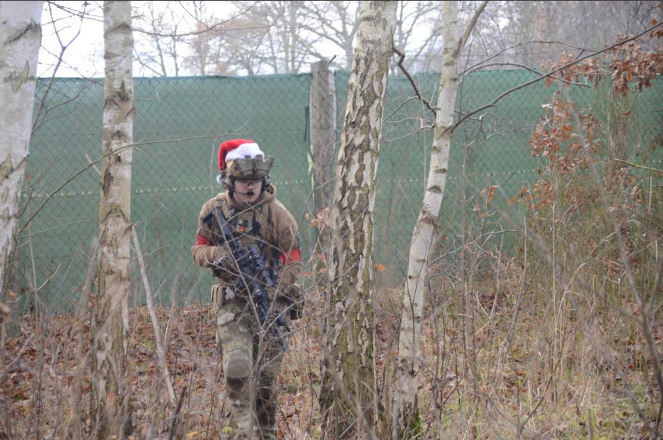 Santa vs Grinch Event 